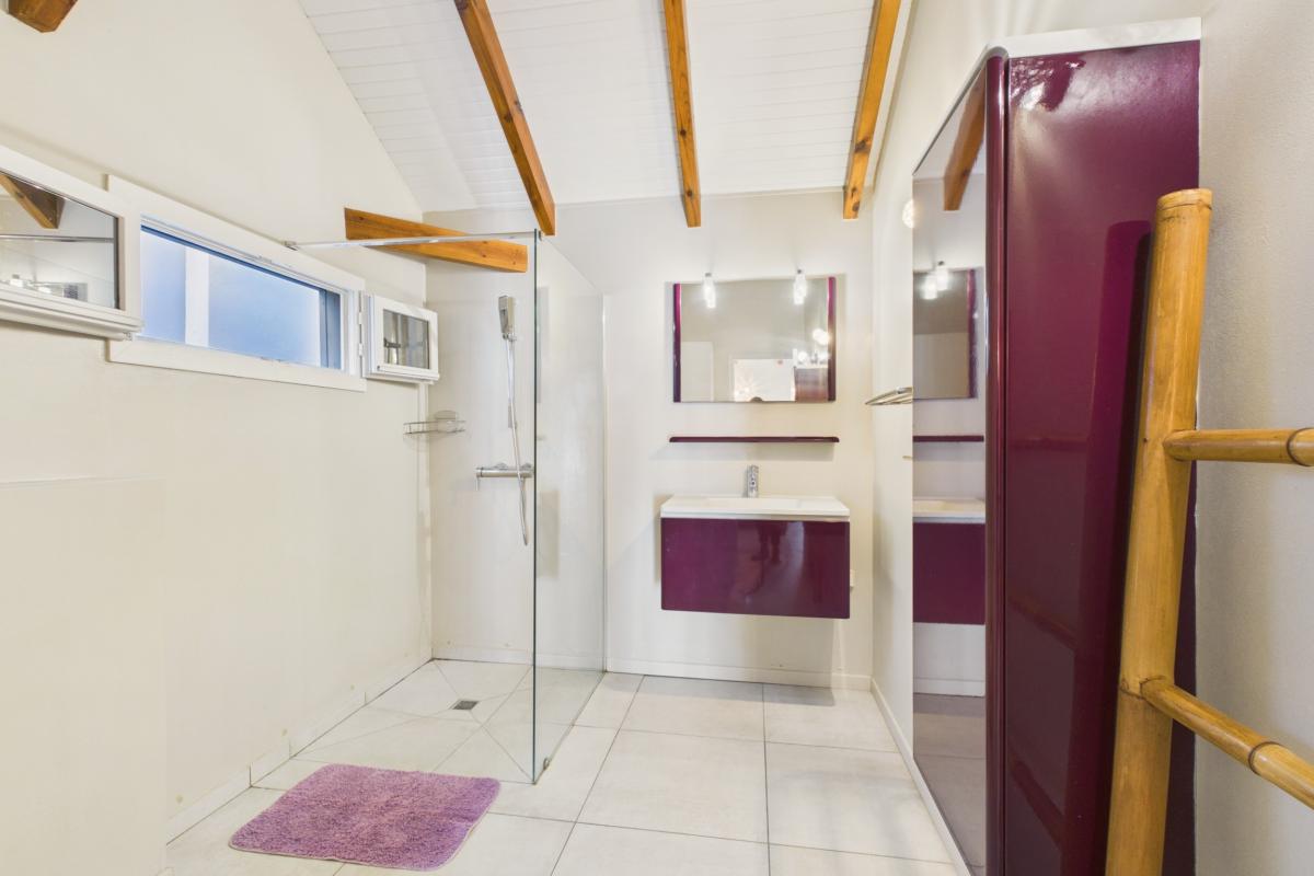 Location martinique  trois ilets 5 chambres - salle de douche 3